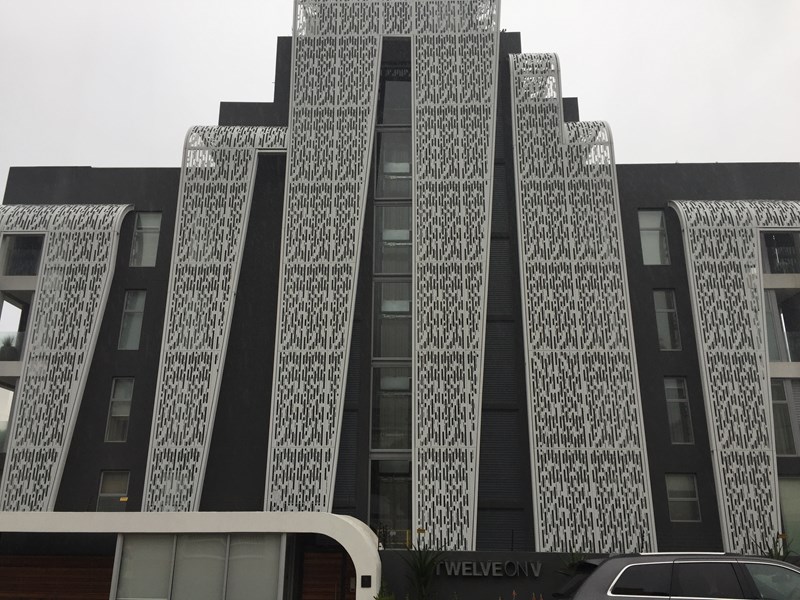 12 on V schematic facade